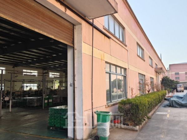 厂房正门图