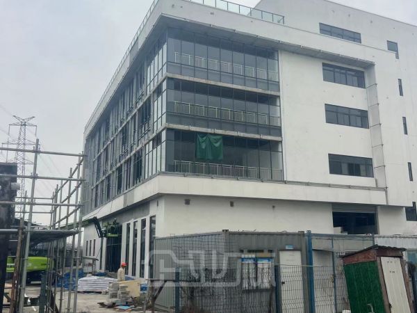 厂房正门图