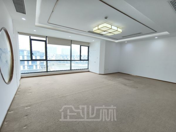 厂房正门图