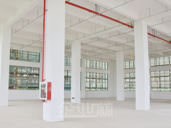 厂房正门图