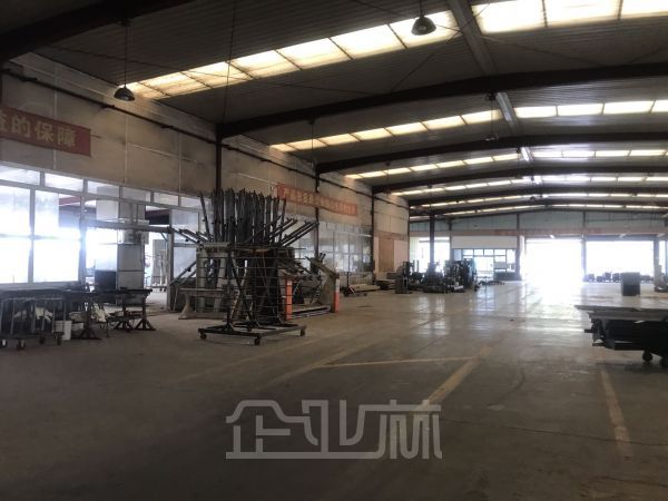 厂房正门图