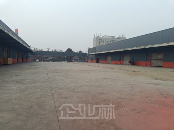 厂房正门图