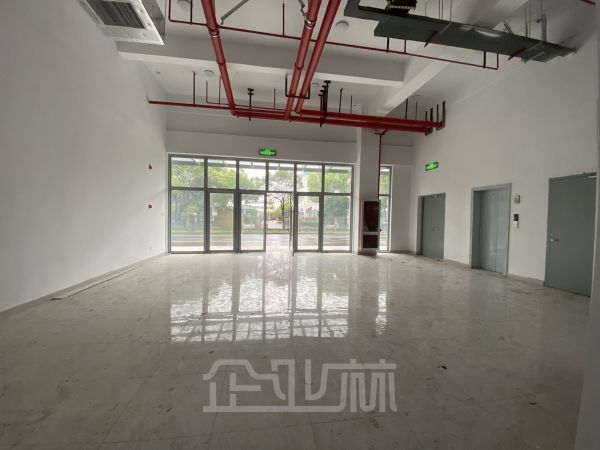 厂房正门图