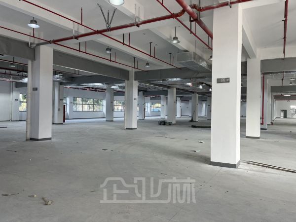 厂房正门图