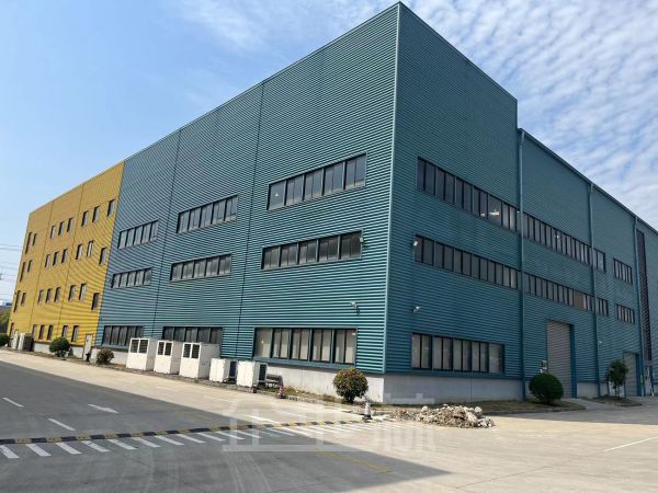 厂房正门图