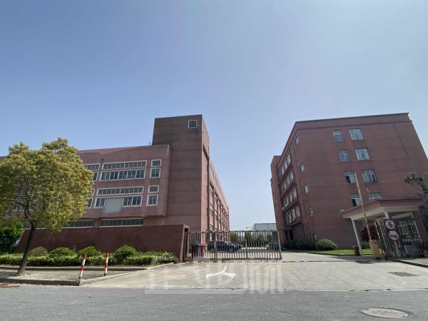 厂房正门图