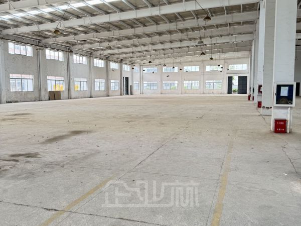 厂房正门图