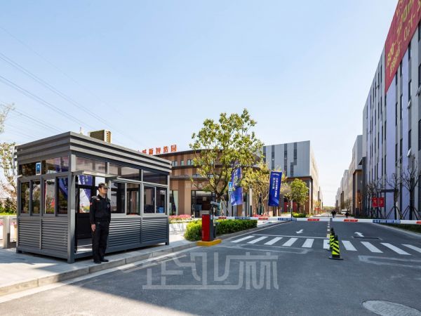 厂房正门图