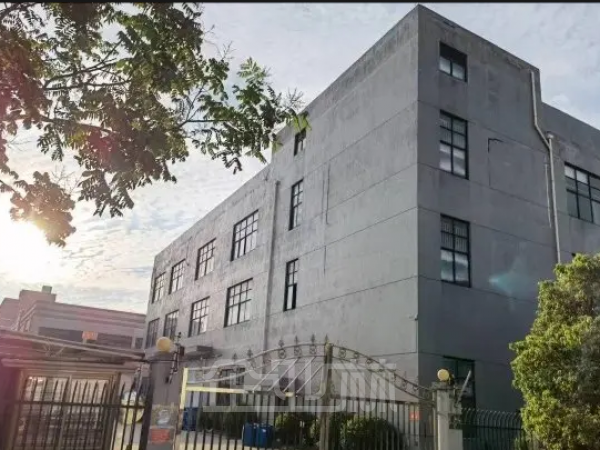 厂房正门图