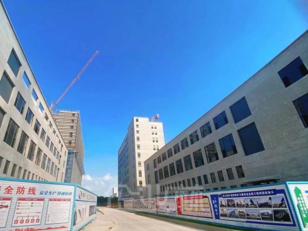 厂房正门图