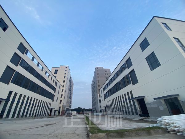 苏州常熟3字头厂房，国土50年，准现房出售！