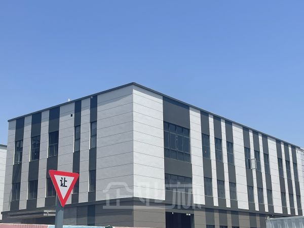 厂房正门图