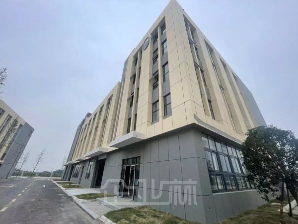 厂房正门图