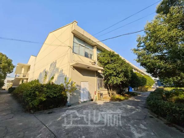 厂房正门图