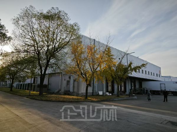 厂房正门图