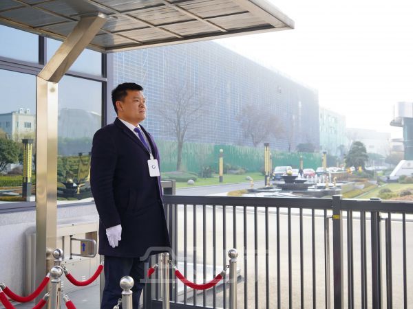 厂房正门图