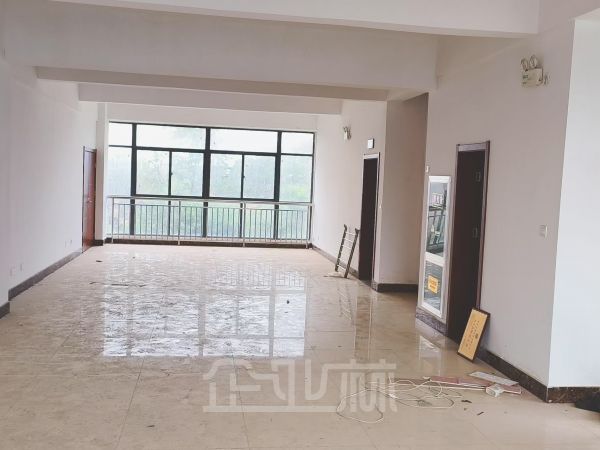 厂房正门图