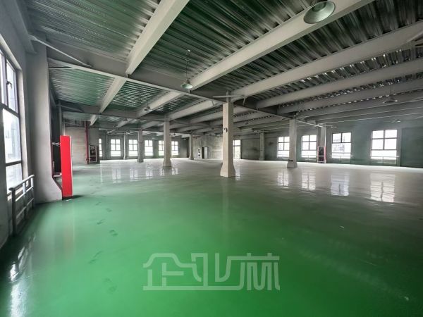厂房正门图
