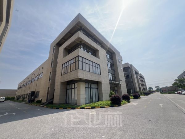 松江新桥12000平单层厂房+6900多层楼上