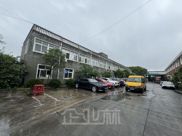 厂房正门图