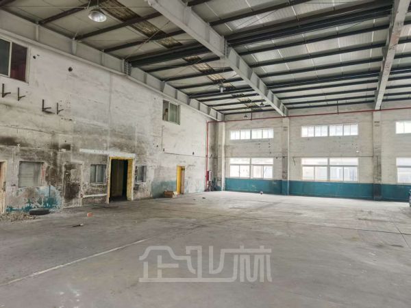 出租新桥2100平单层火车头厂房