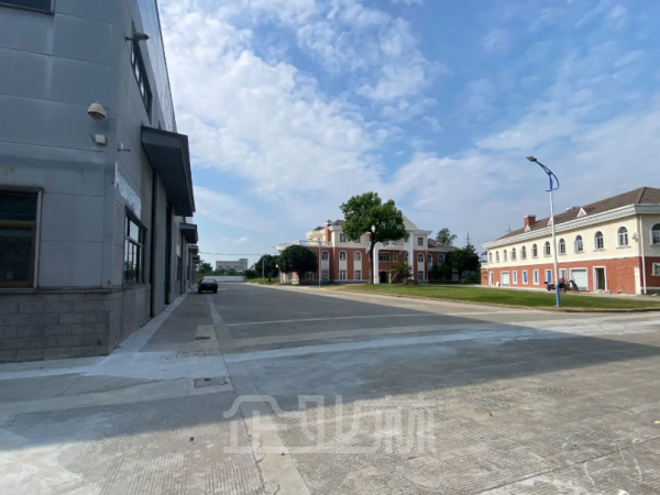 厂房正门图