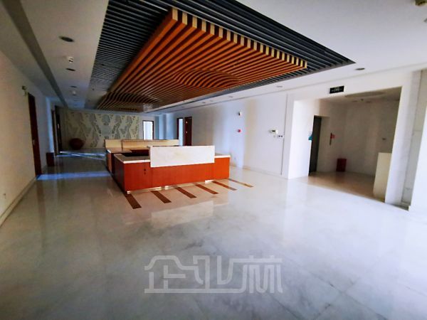 厂房正门图