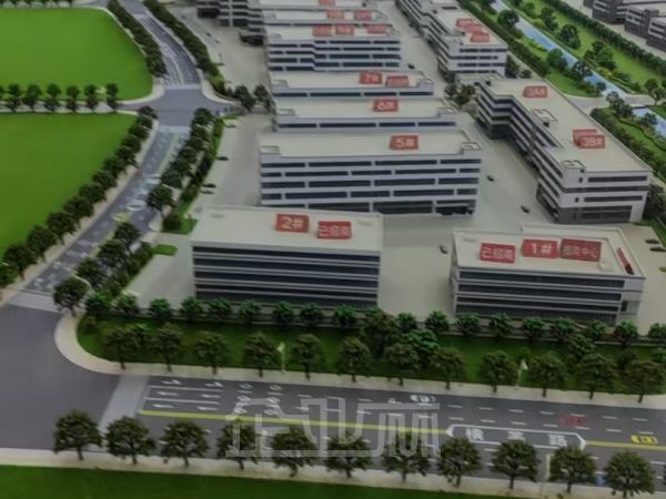 厂房正门图